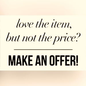 ALL OFFERS ACCEPTED OR COUNTERED TO THE LEAST POSSIBLE PRICE. SHOP MY CLOSET🌷🌷